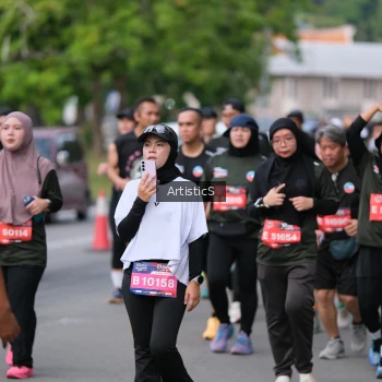 Runner Photo 3966610