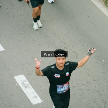 Runner Photo 3966612