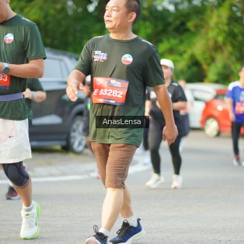 Runner Photo 3966629