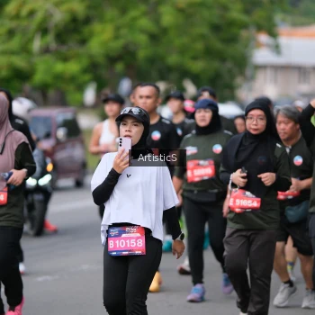 Runner Photo 3966648