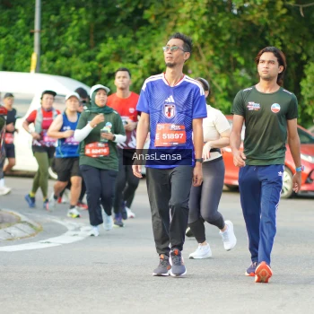 Runner Photo 3966651