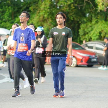 Runner Photo 3966654
