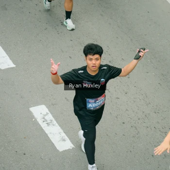 Runner Photo 3966669
