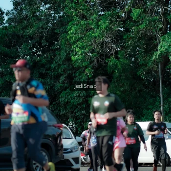 Runner Photo 3966673