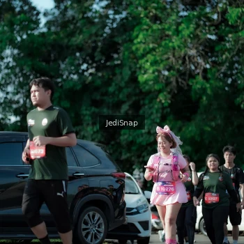 Runner Photo 3966676