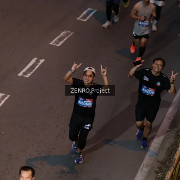 Runner Photo 3966685