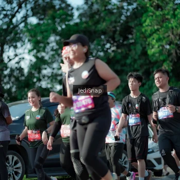 Runner Photo 3966703