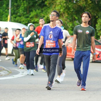 Runner Photo 3966722