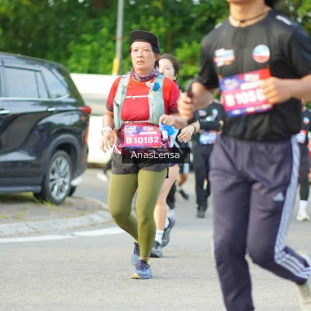 Runner Photo 3966751