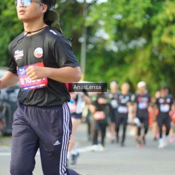 Runner Photo 3966756
