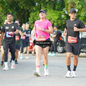 Runner Photo 3966764