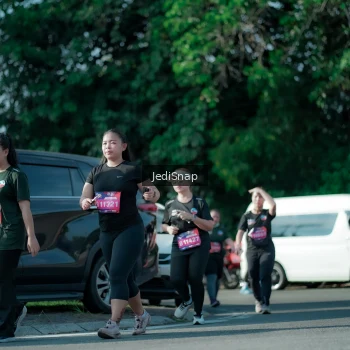 Runner Photo 3966771