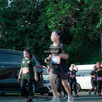 Runner Photo 3966779