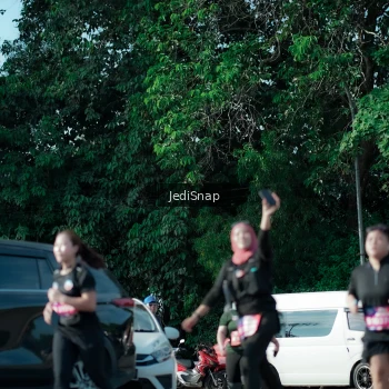 Runner Photo 3966798