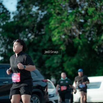 Runner Photo 3966799