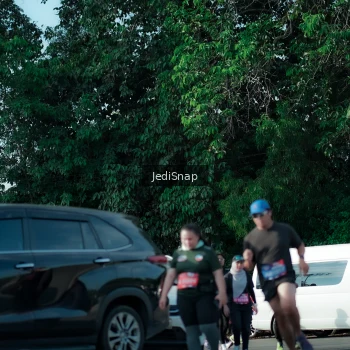 Runner Photo 3966809