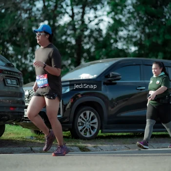 Runner Photo 3966824