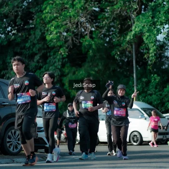Runner Photo 3966833