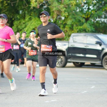 Runner Photo 3966842