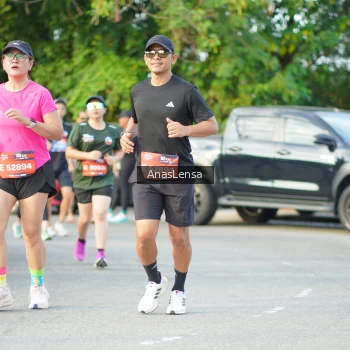 Runner Photo 3966846