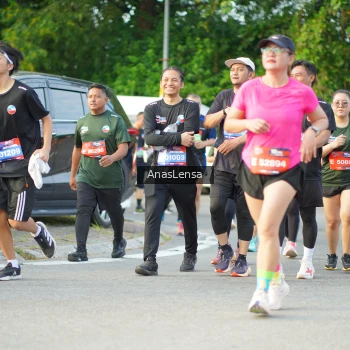 Runner Photo 3966855