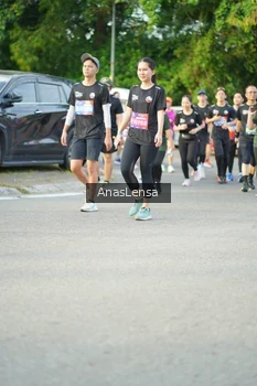 Runner Photo 3966867