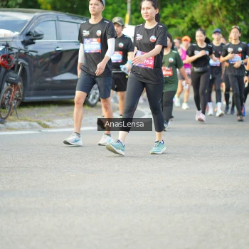 Runner Photo 3966877
