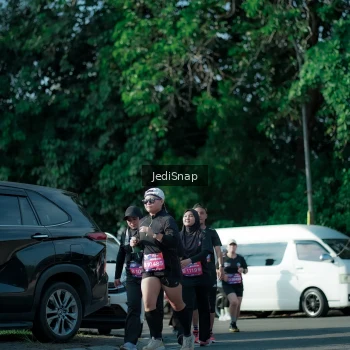 Runner Photo 3966897
