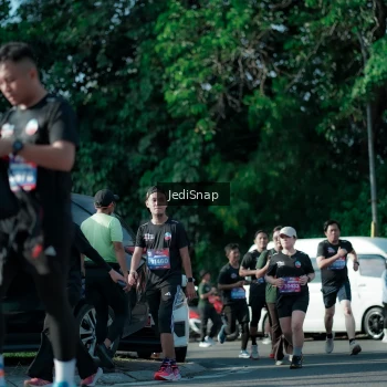 Runner Photo 3966908