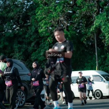 Runner Photo 3966915
