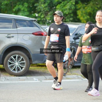 Runner Photo 3966917