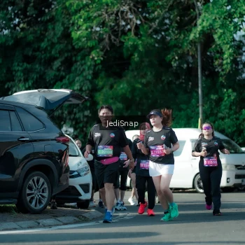 Runner Photo 3966921