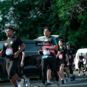 Runner Photo 3966936
