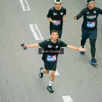 Runner Photo 3966947