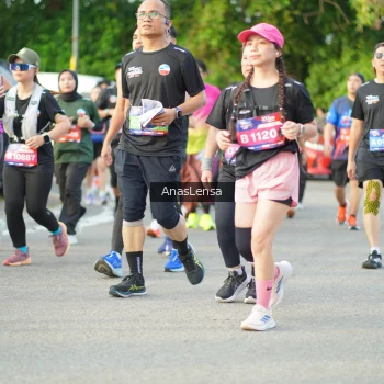 Runner Photo 3966965