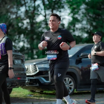 Runner Photo 3966995