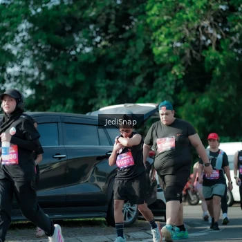 Runner Photo 3967009