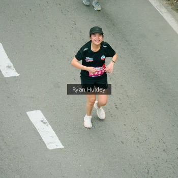 Runner Photo 3967012