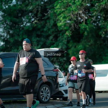 Runner Photo 3967028