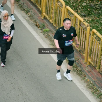 Runner Photo 3967032