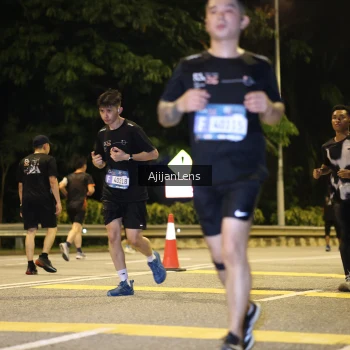 Runner Photo 3967044