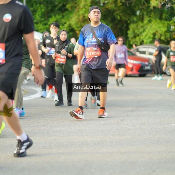 Runner Photo 3967053