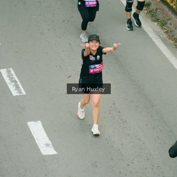 Runner Photo 3967055