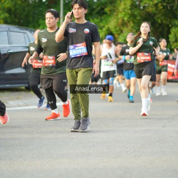 Runner Photo 3967070