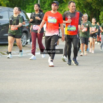 Runner Photo 3967151