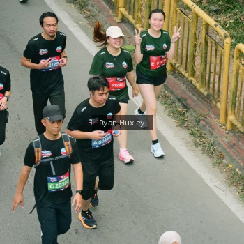 Runner Photo 3967175