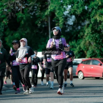 Runner Photo 3967176