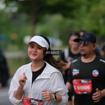 Runner Photo 3967189