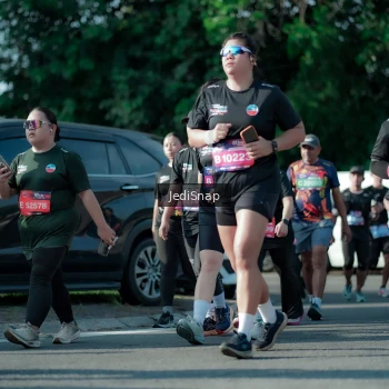 Runner Photo 3967191