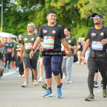 Runner Photo 3967213